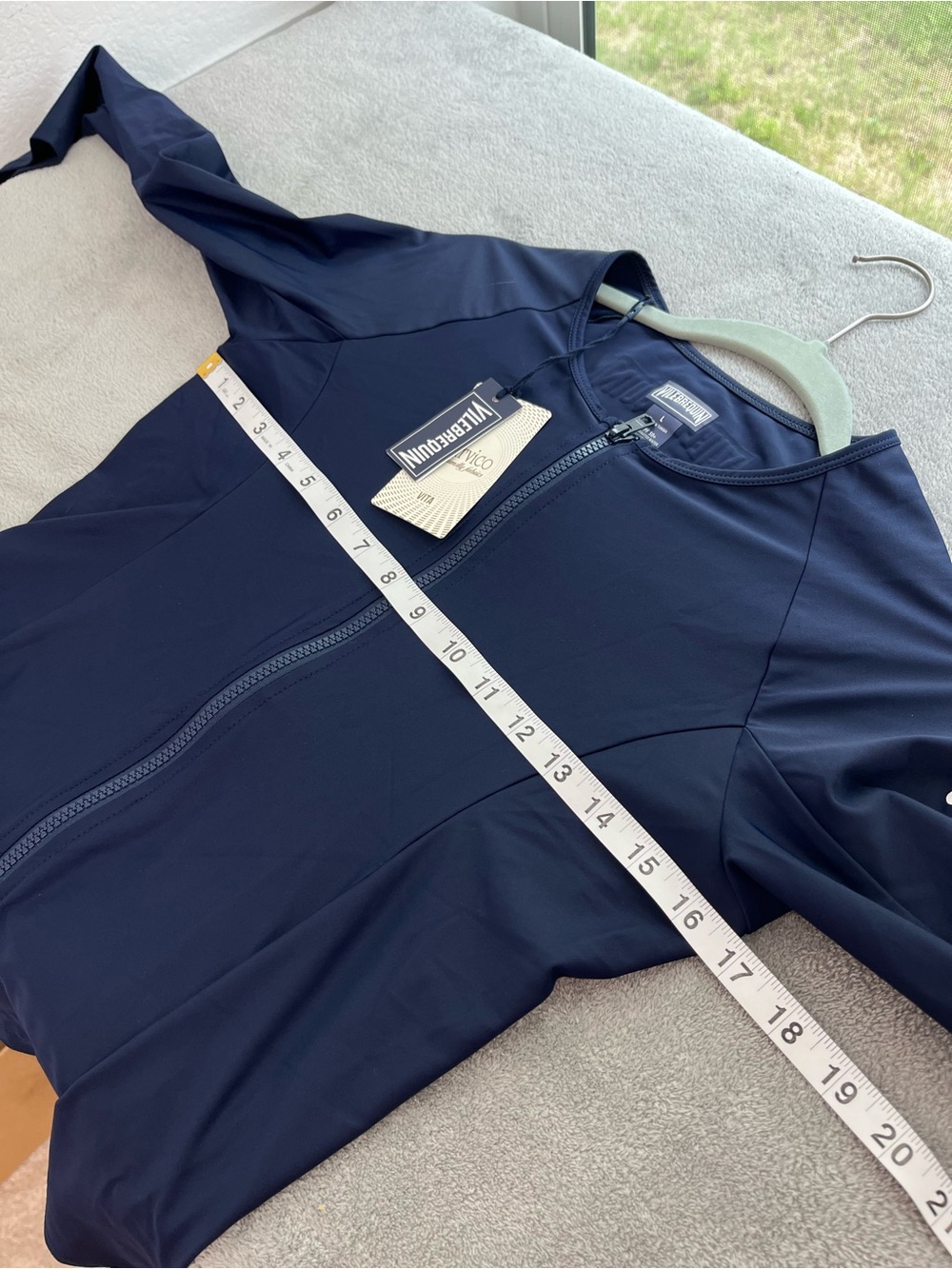 Vilebrequin NWT Women's Zipper Rashguard Top Blue size large - Picture 8 of 10